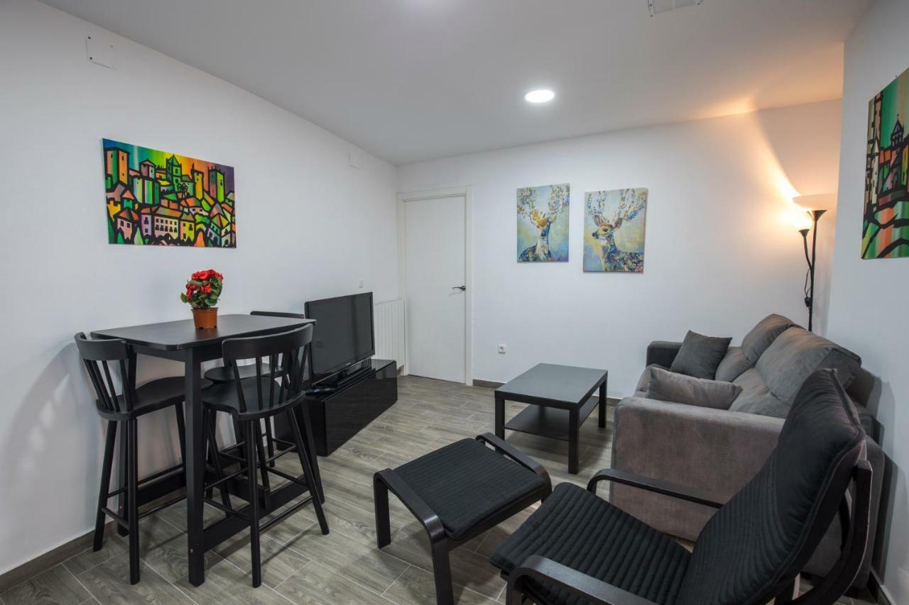 Apartamentos Caceres Turistico エクステリア 写真
