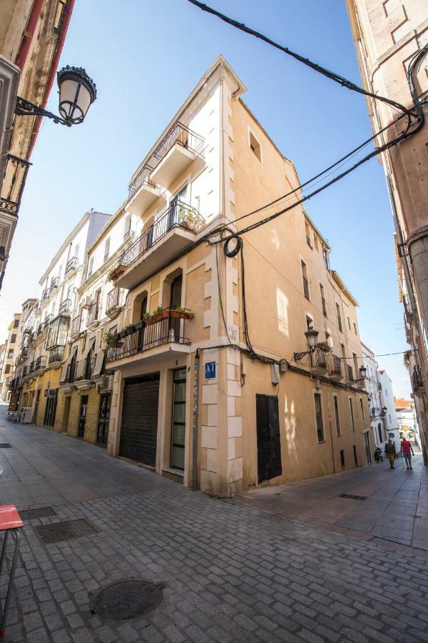 Apartamentos Caceres Turistico エクステリア 写真